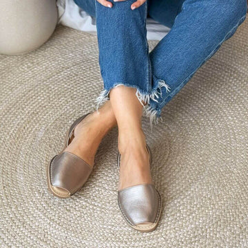 Luxe Premium Avarca in Bronze