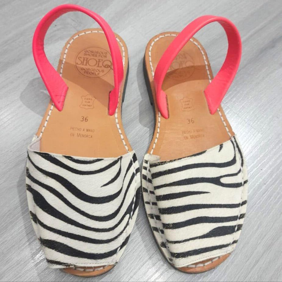 Classic Avarca in Zebra Neon - OUTLET - Shoeq