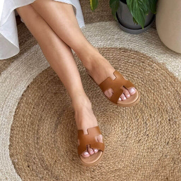 Hania LUXE in Tan - Shoeq