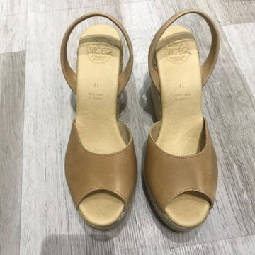 Roxy Wedge ('23 Edit) in Caramel - Outlet Item - Size 41 - Shoeq