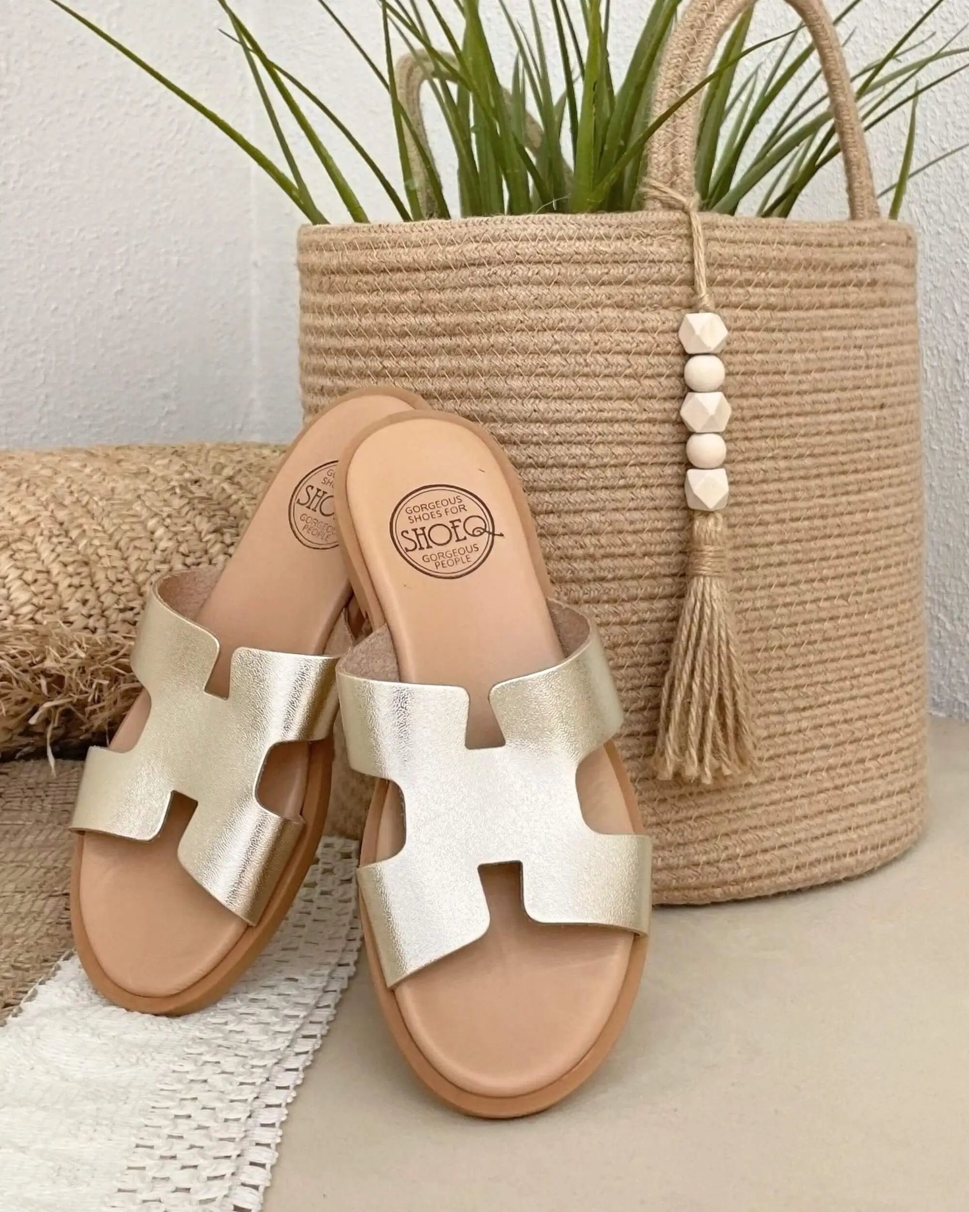 Luxury champagne slides cushioned innersole Dubai fast delivery