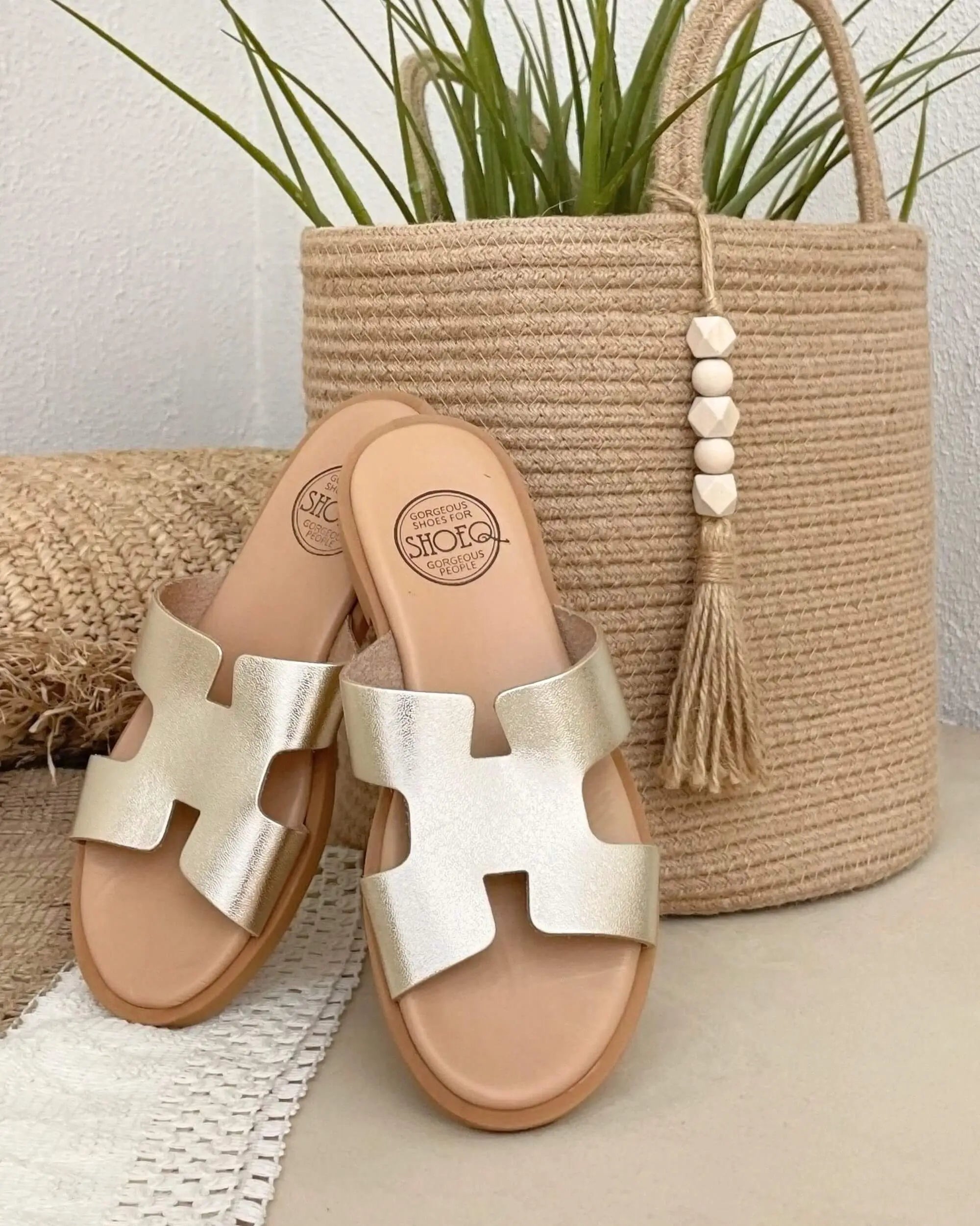 Luxury champagne slides cushioned innersole Dubai fast delivery