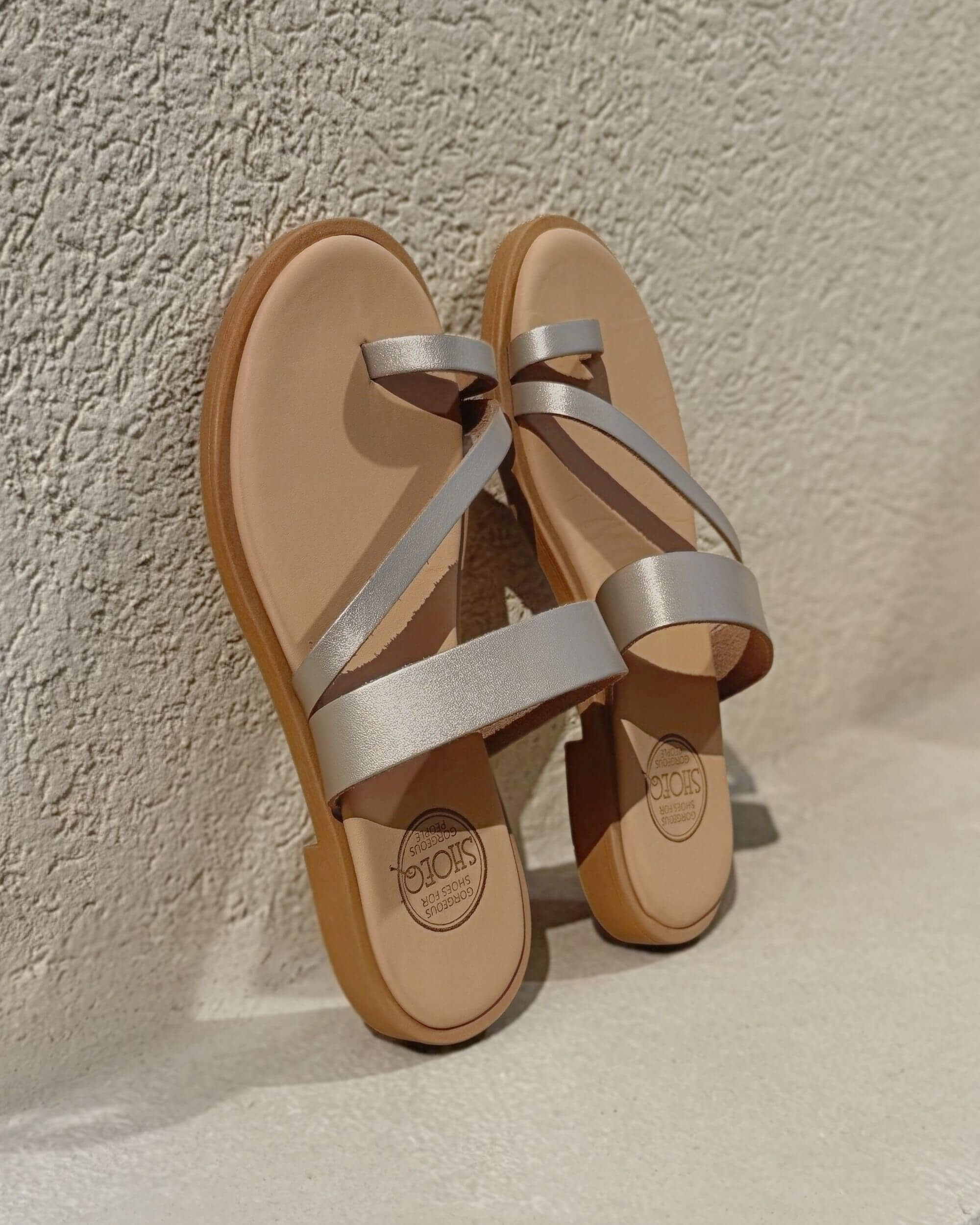 Athena Luxe in Bronze