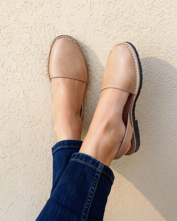Tan leather sandals — handcrafted Menorcan avarca with slip-on heel strap | Classic Avarca by Shoeq