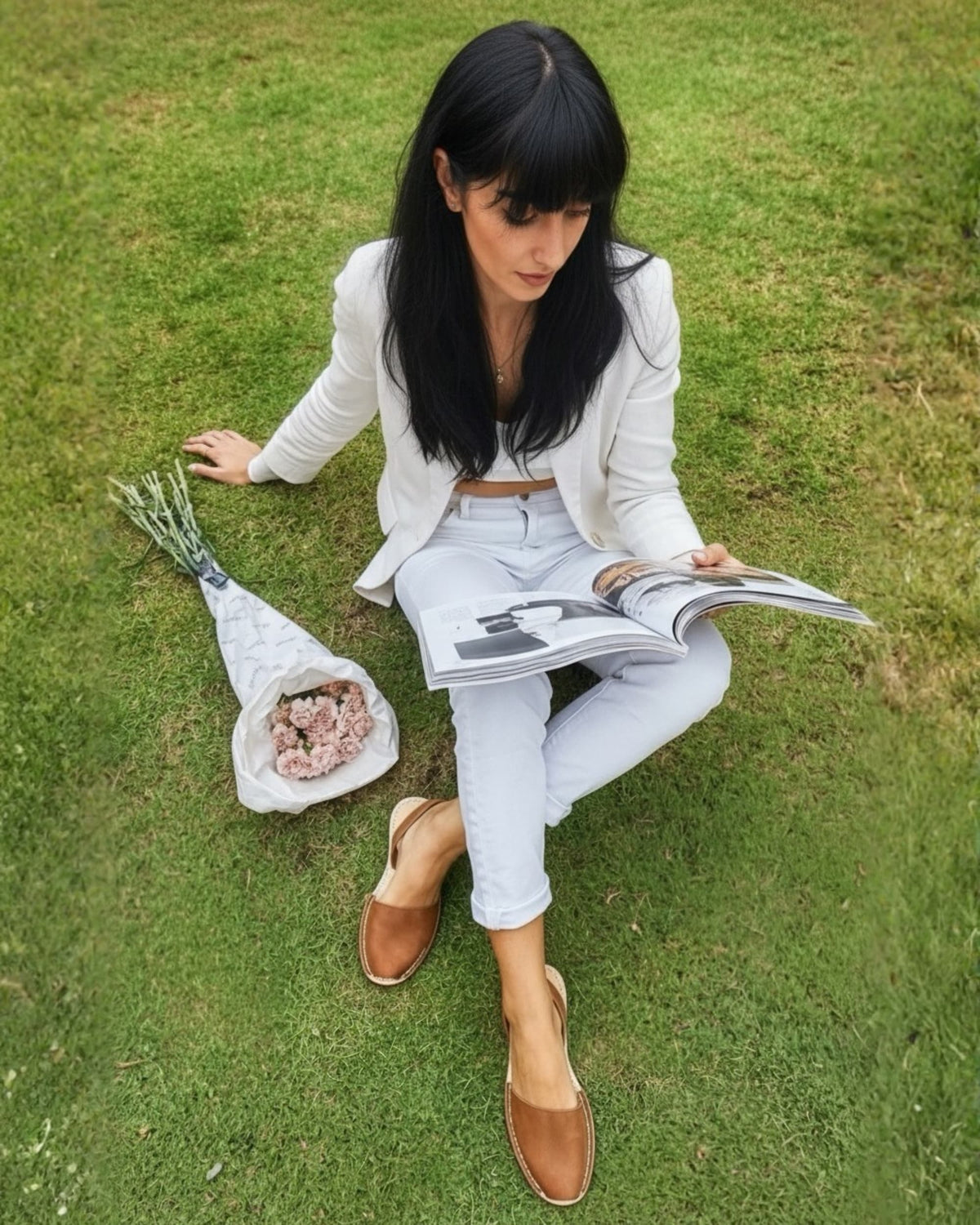 Handmade brown flat leather sandals with breathable leather innersole | Classic Avarca by Shoeq