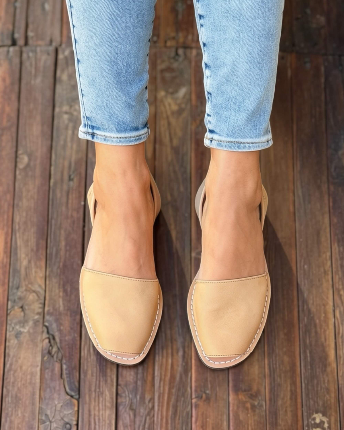 Honey tan Menorcan avarca sandals with a slip-on heel strap, handmade in Menorca, Spain | Classic Avarca by Shoeq