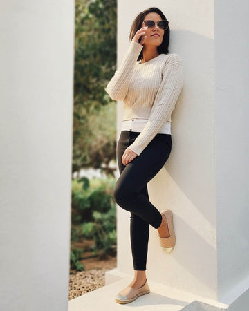 Women's flat espadrilles champagne beige handcrafted Spain La Rioja