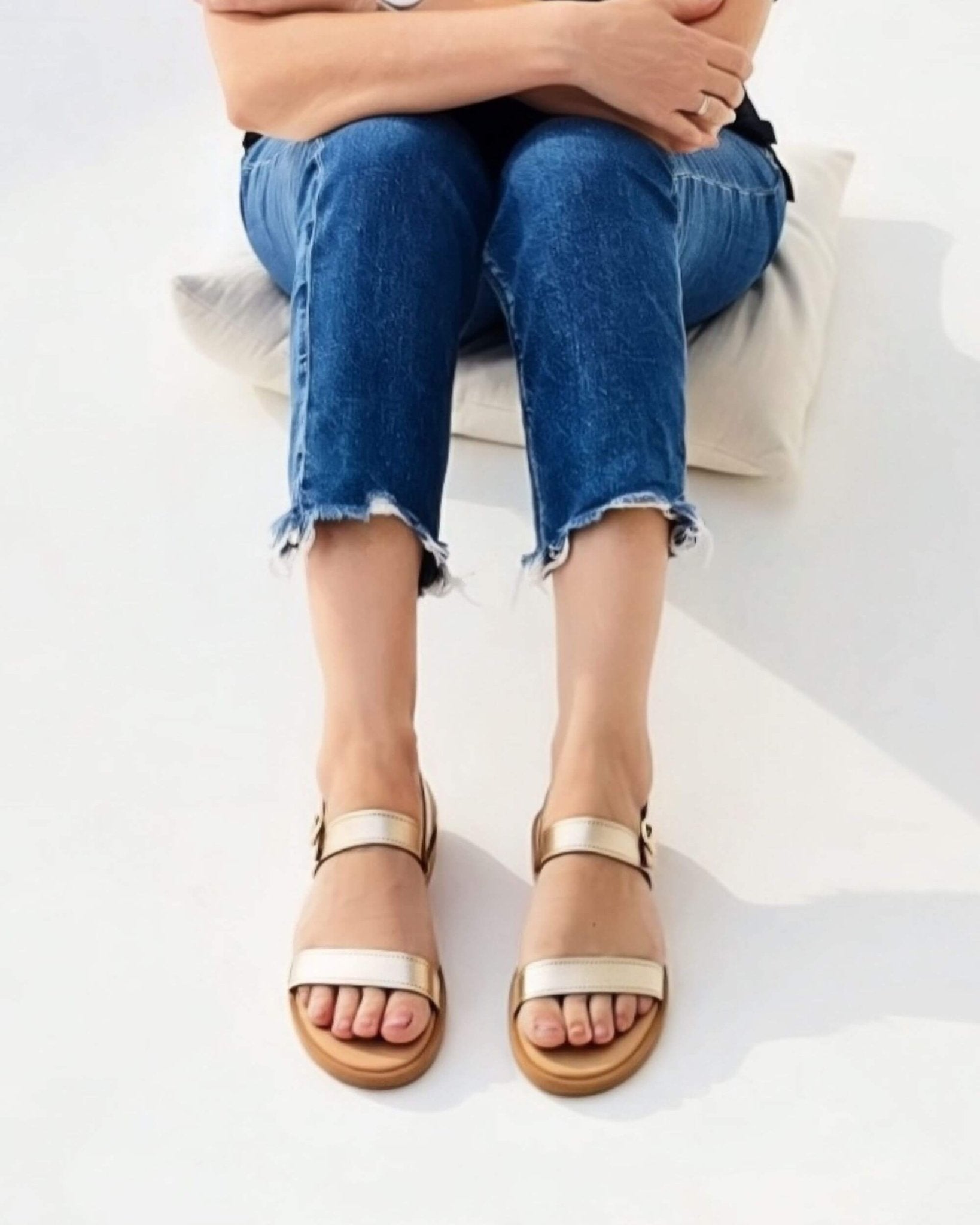 Aria LUXE Sandal in Champagne - Shoeq