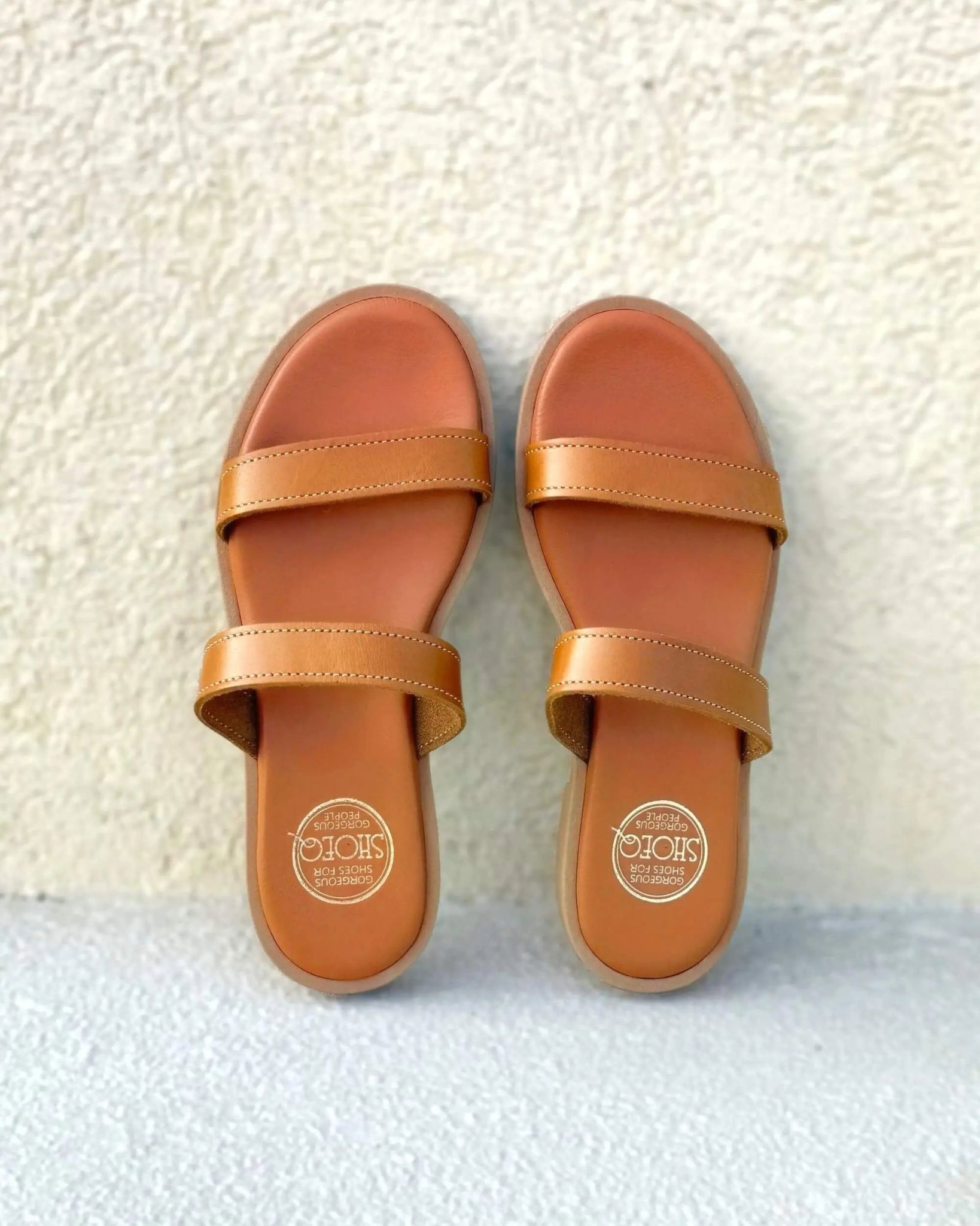 Aria LUXE Slide in Tan - Shoeq