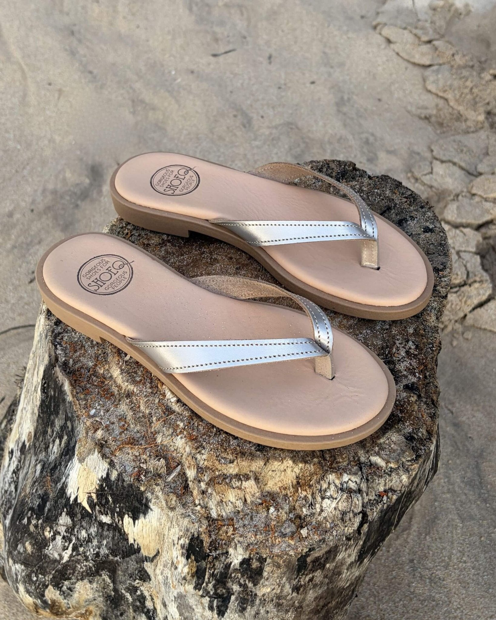 Ava LUXE Bronze metallic leather slide V-strap cushioned handcrafted Greece - Shoeq