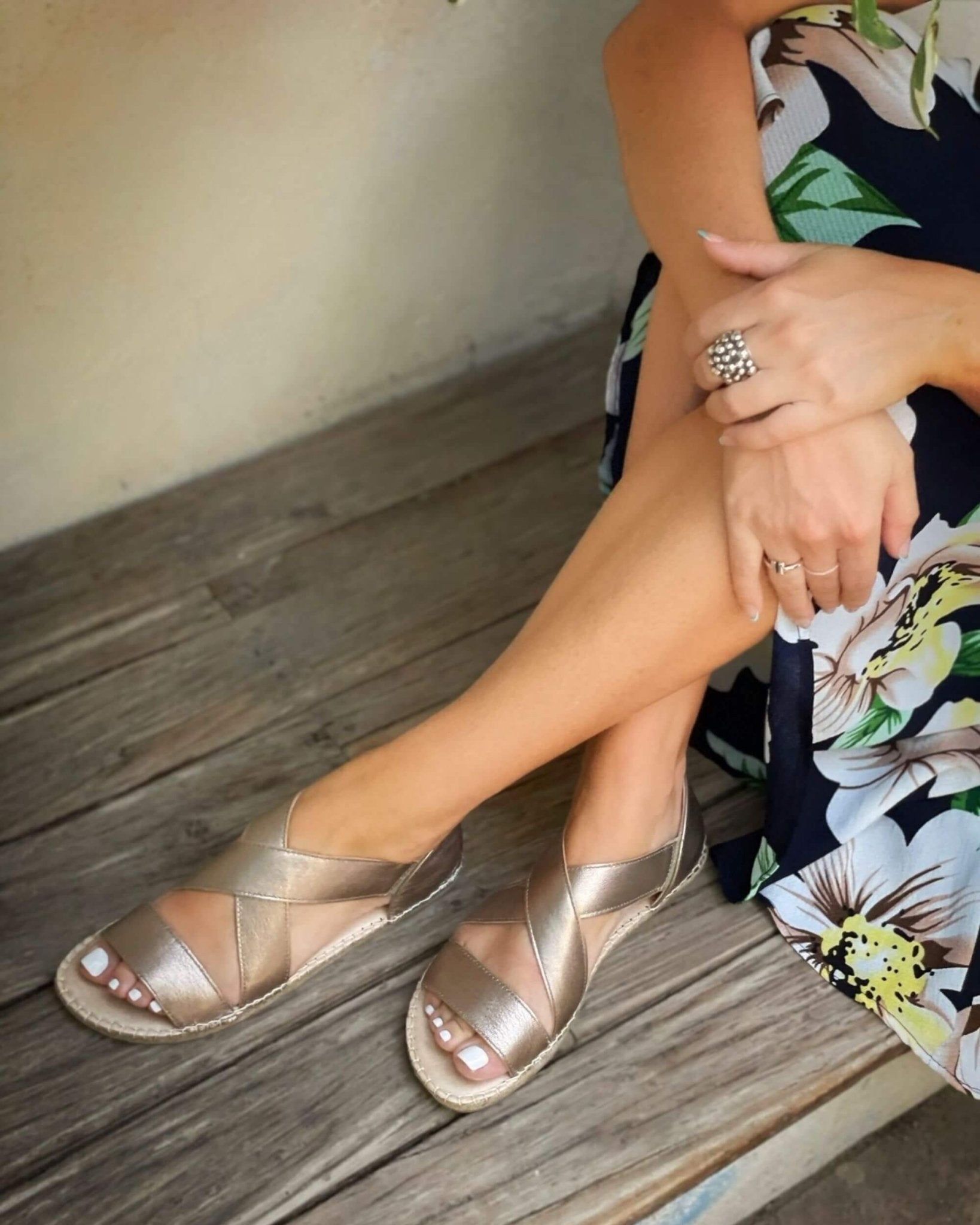 Beach Espadrille in Bronze - Shoeq