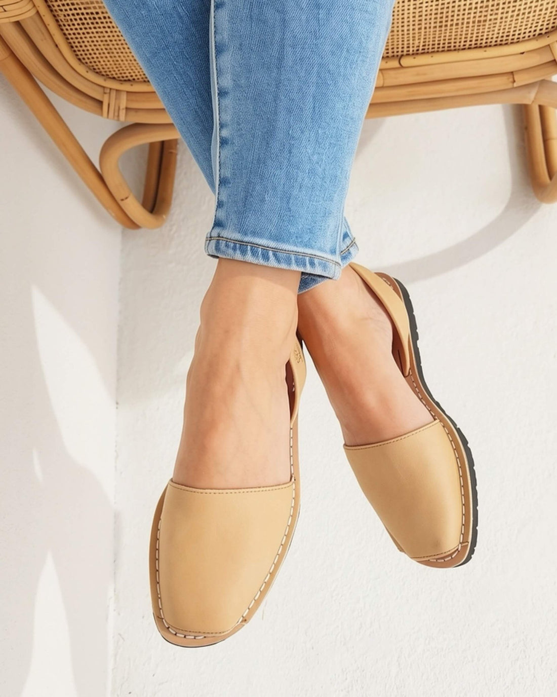 Classic Avarca in Honey - Shoeq