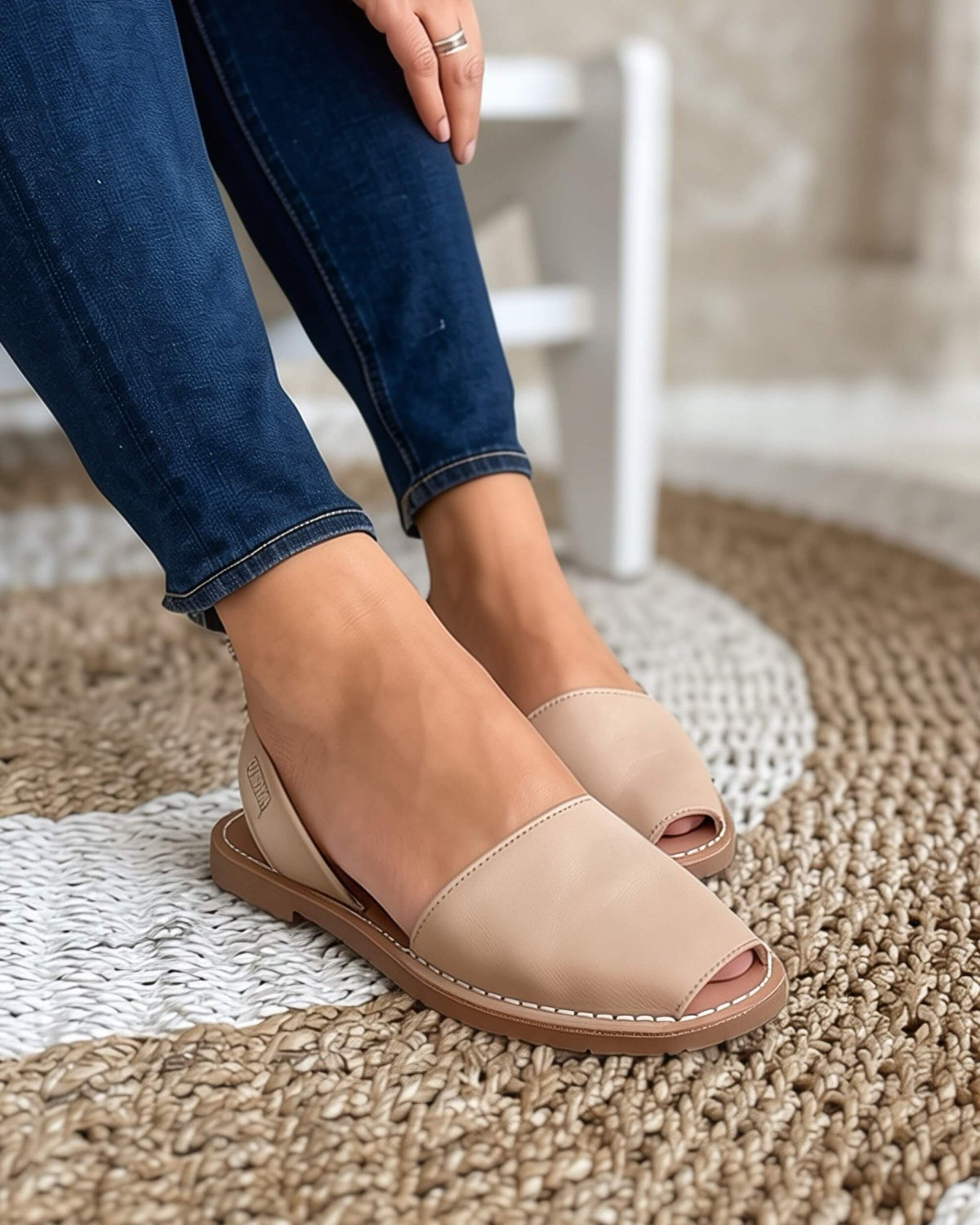 Beige leather flat sandals with single strap and breathable all-leather innersole | Classic Avarca by Shoeq