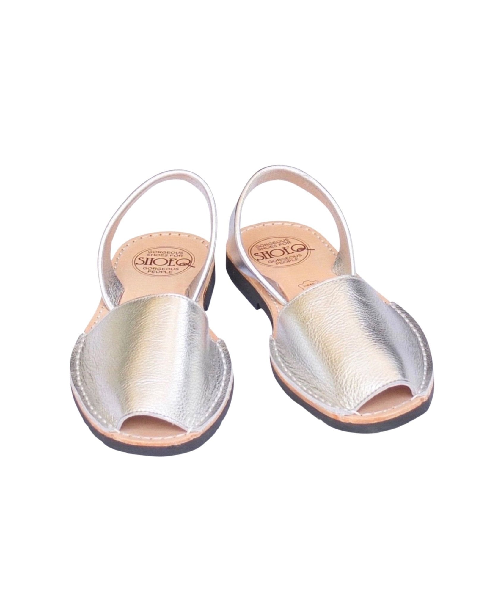 Girls Classic Avarca in Metallic Silver - Shoeq