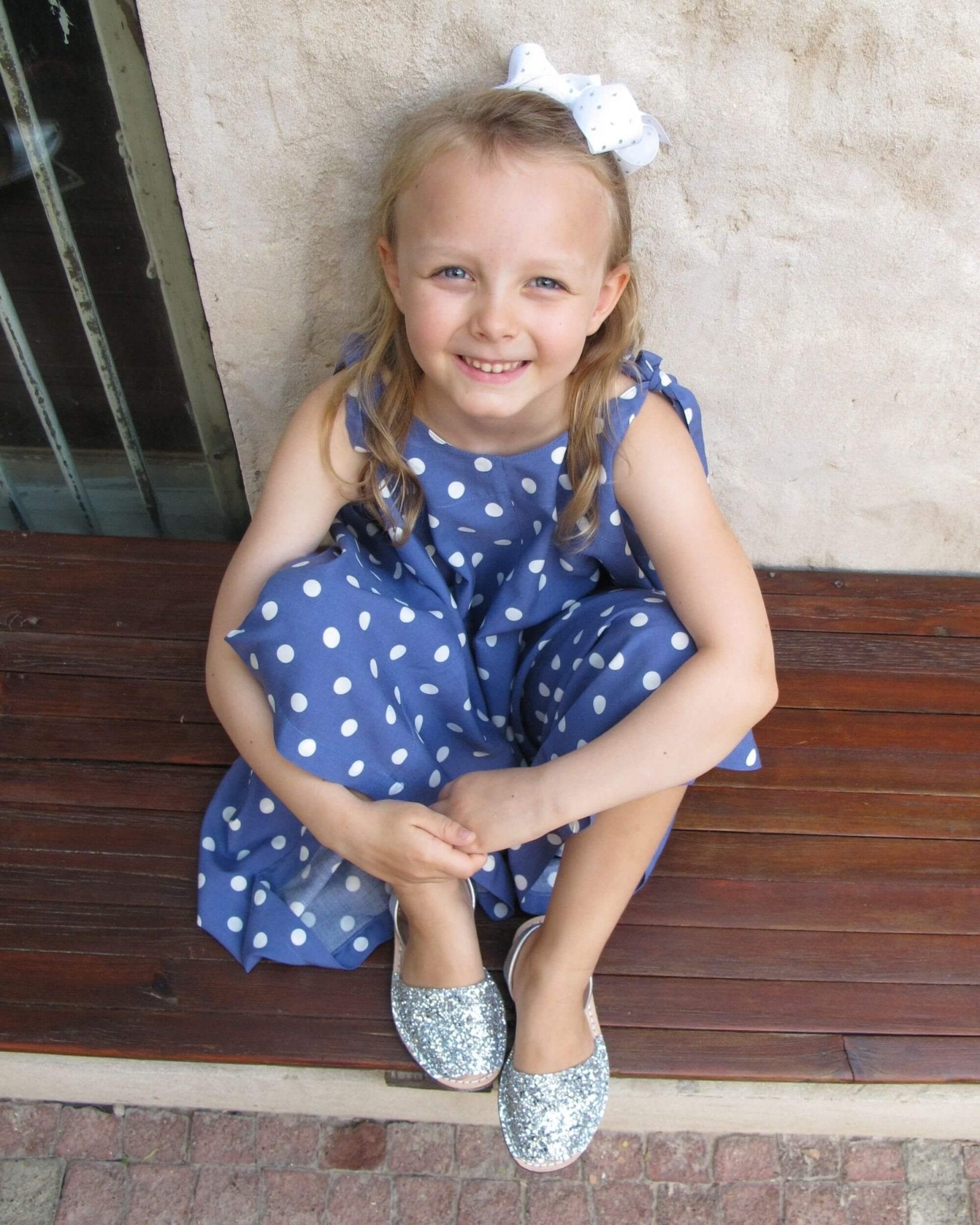 Girls Classic Avarca in Silver Glitter - Shoeq