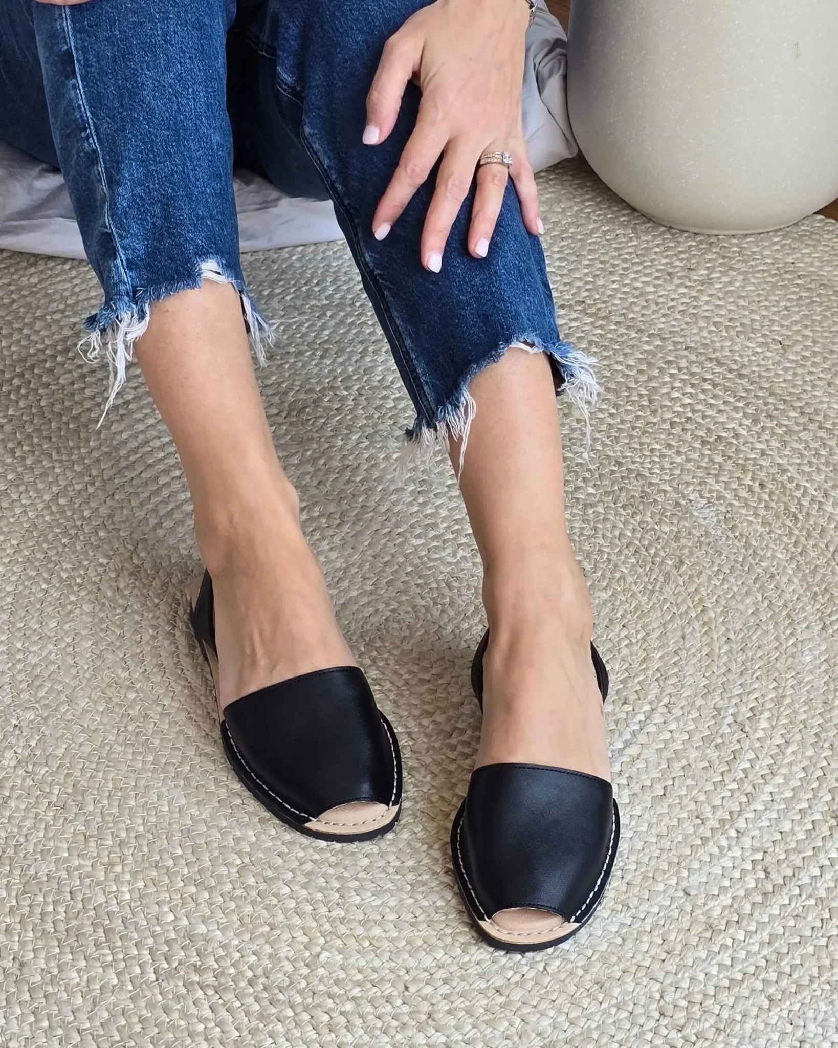 Handcrafted black flat shoes standing all day Spain Dubai