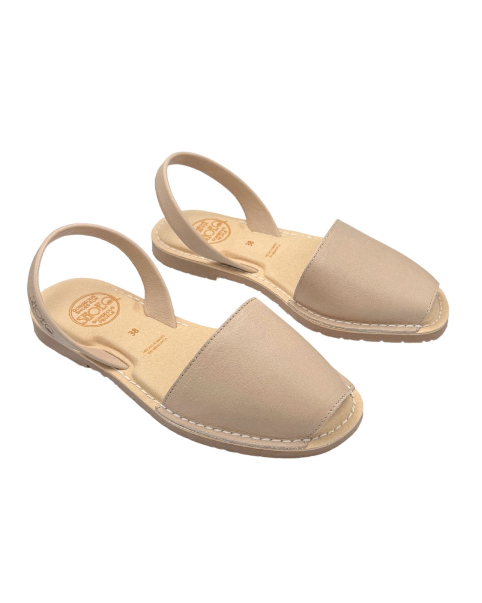 Luxe Avarca latte flat shoes walking sightseeing Dubai