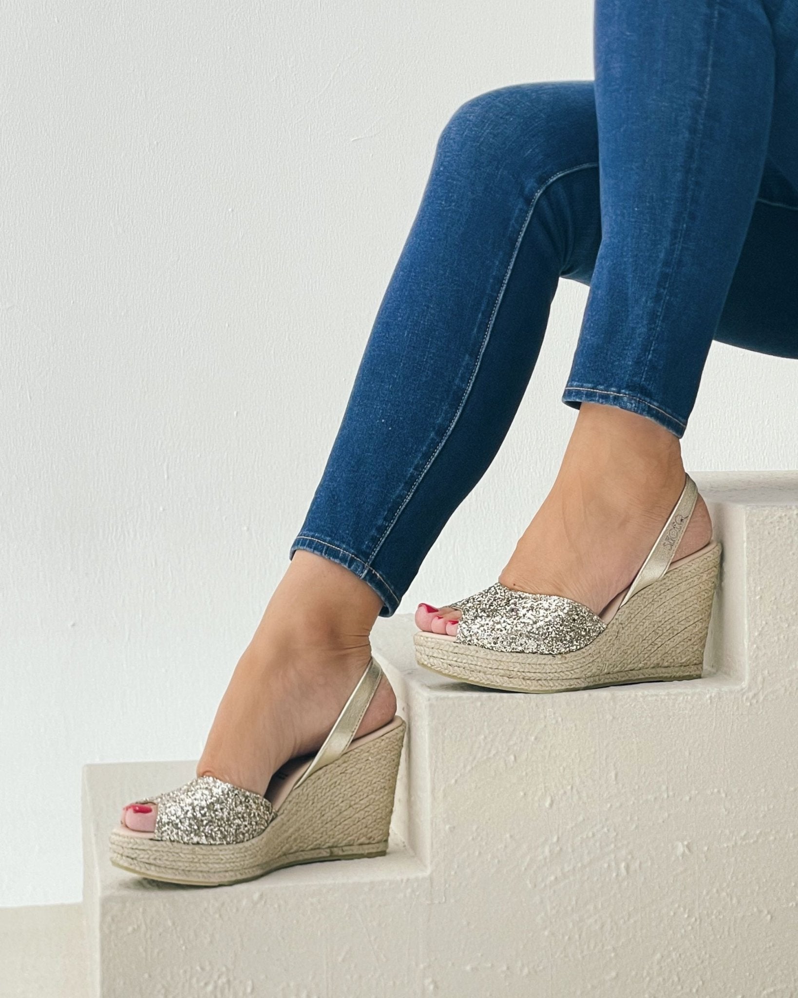 Roxy Espadrille Wedge in Champagne Glitter - Shoeq