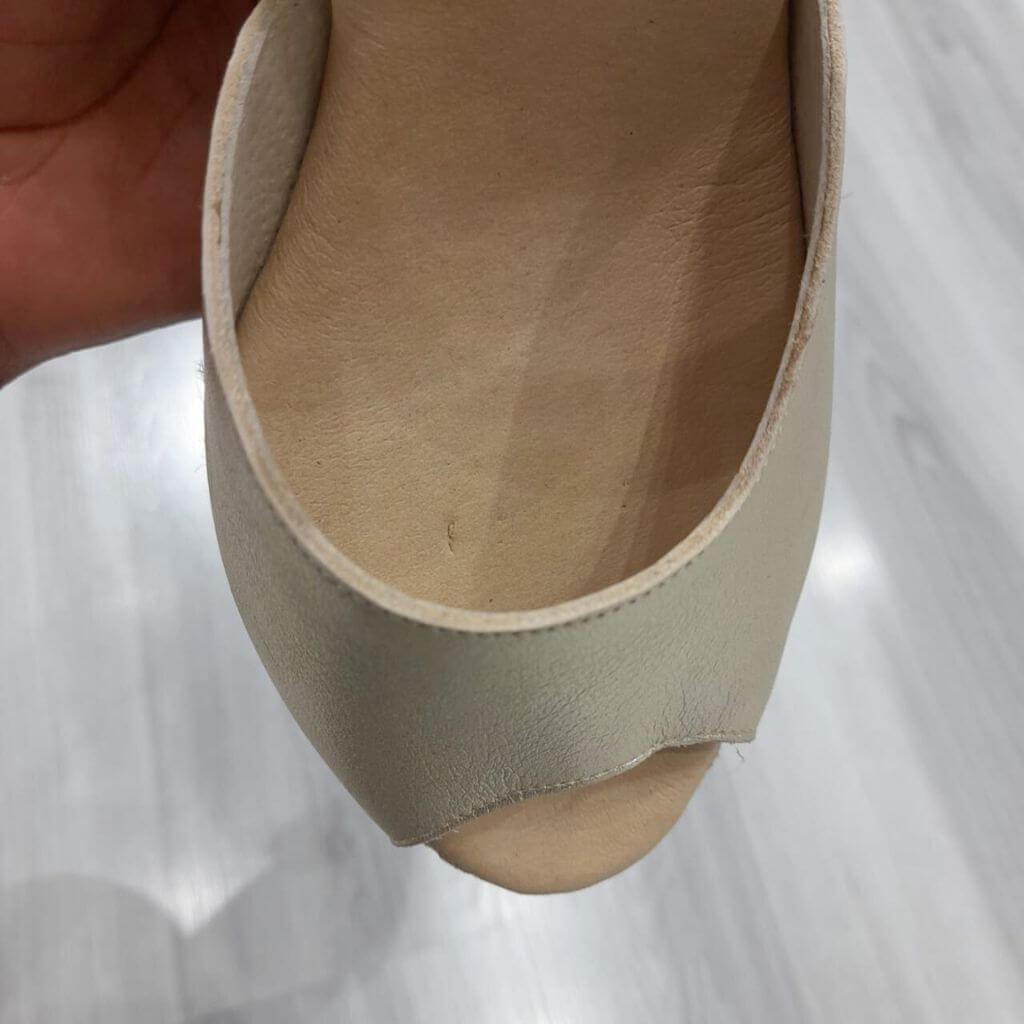 Roxy Wedge ('23 Edit) in Champagne OUTLET - Shoeq