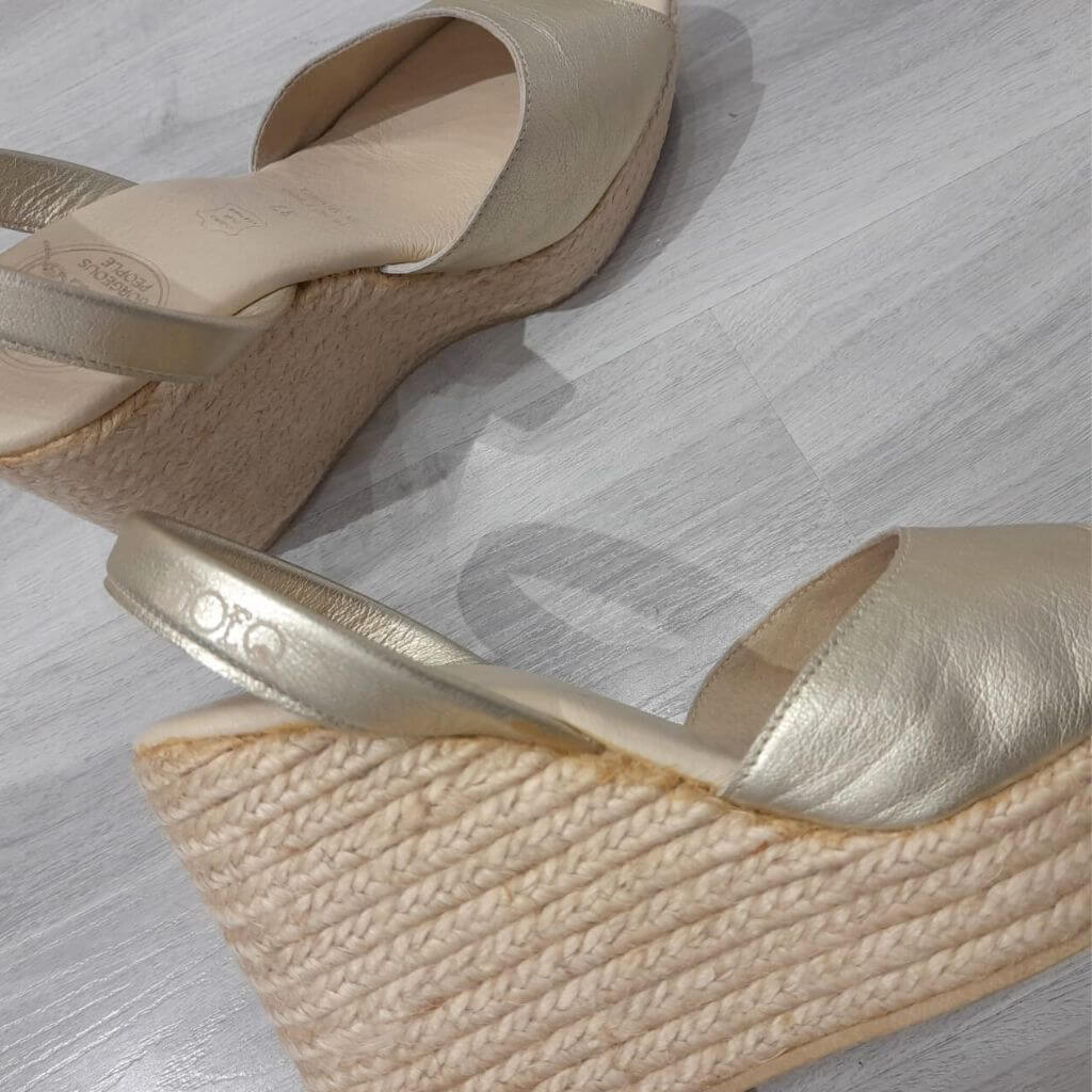 Roxy Wedge ('23 Edit) in Champagne OUTLET - Shoeq