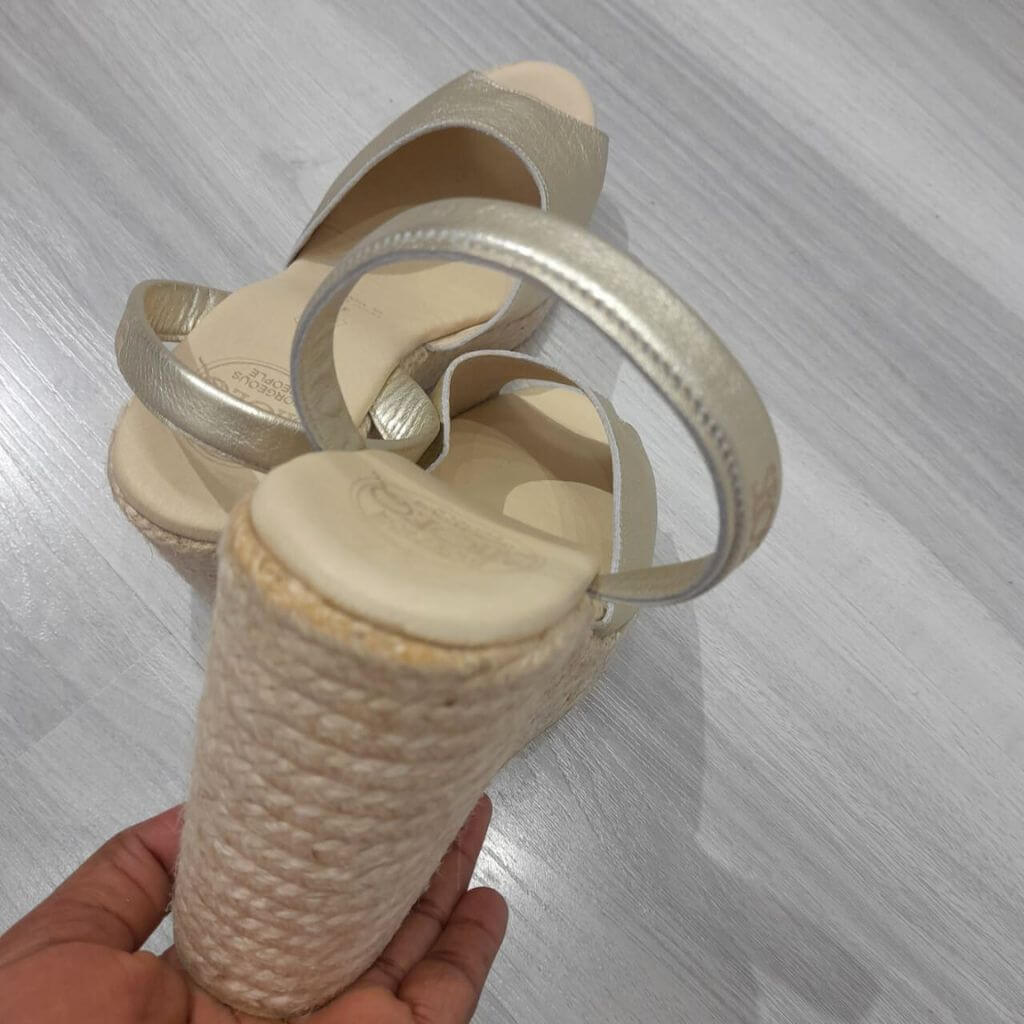 Roxy Wedge ('23 Edit) in Champagne OUTLET - Shoeq