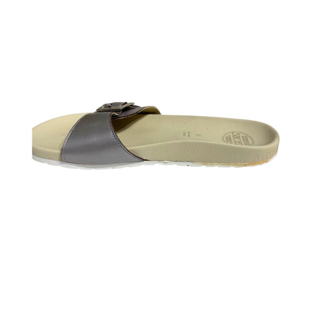 Sophia Slide in Platinum - Outlet Items - Shoeq