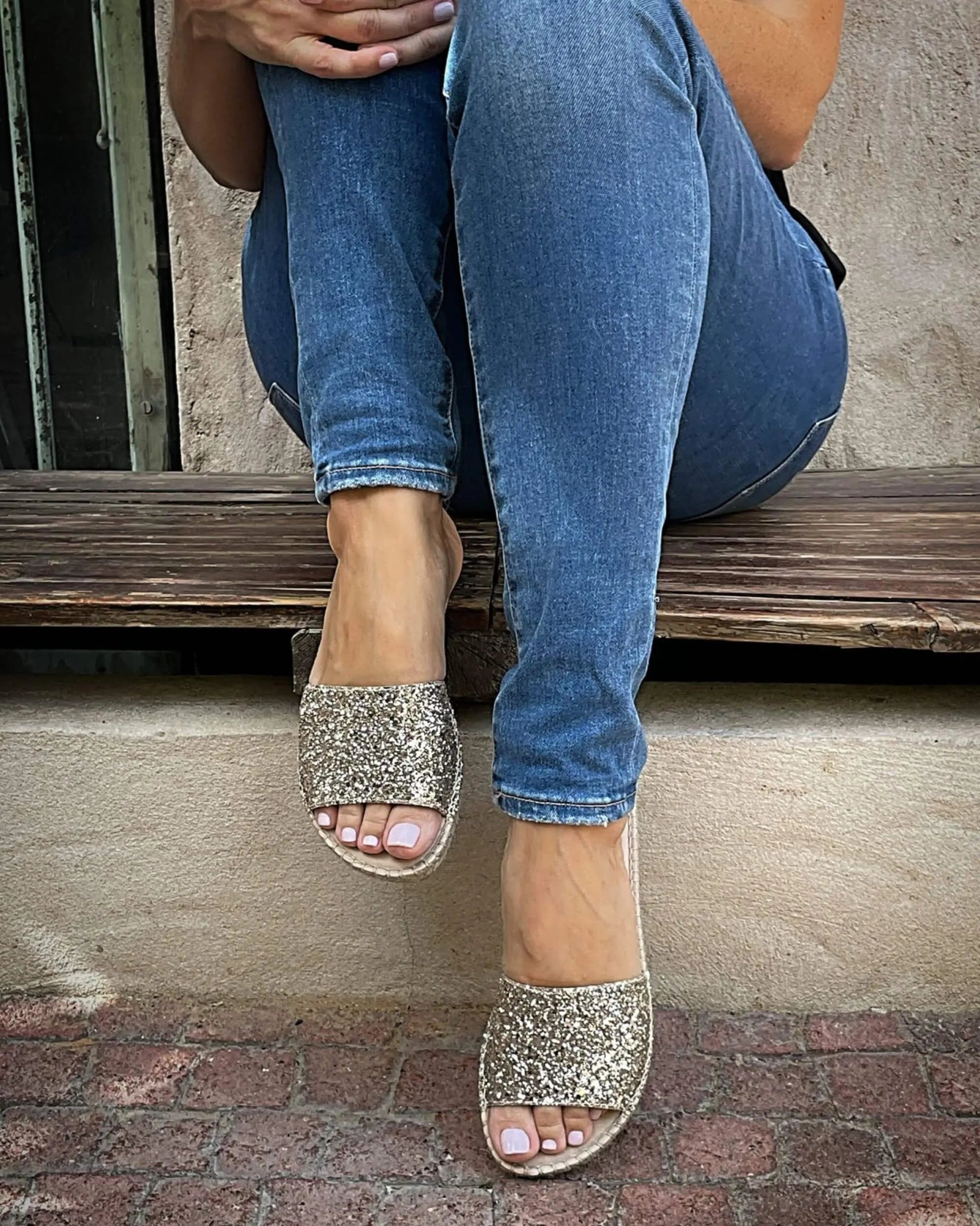 Summer Espadrille in Champagne Glitter - Shoeq