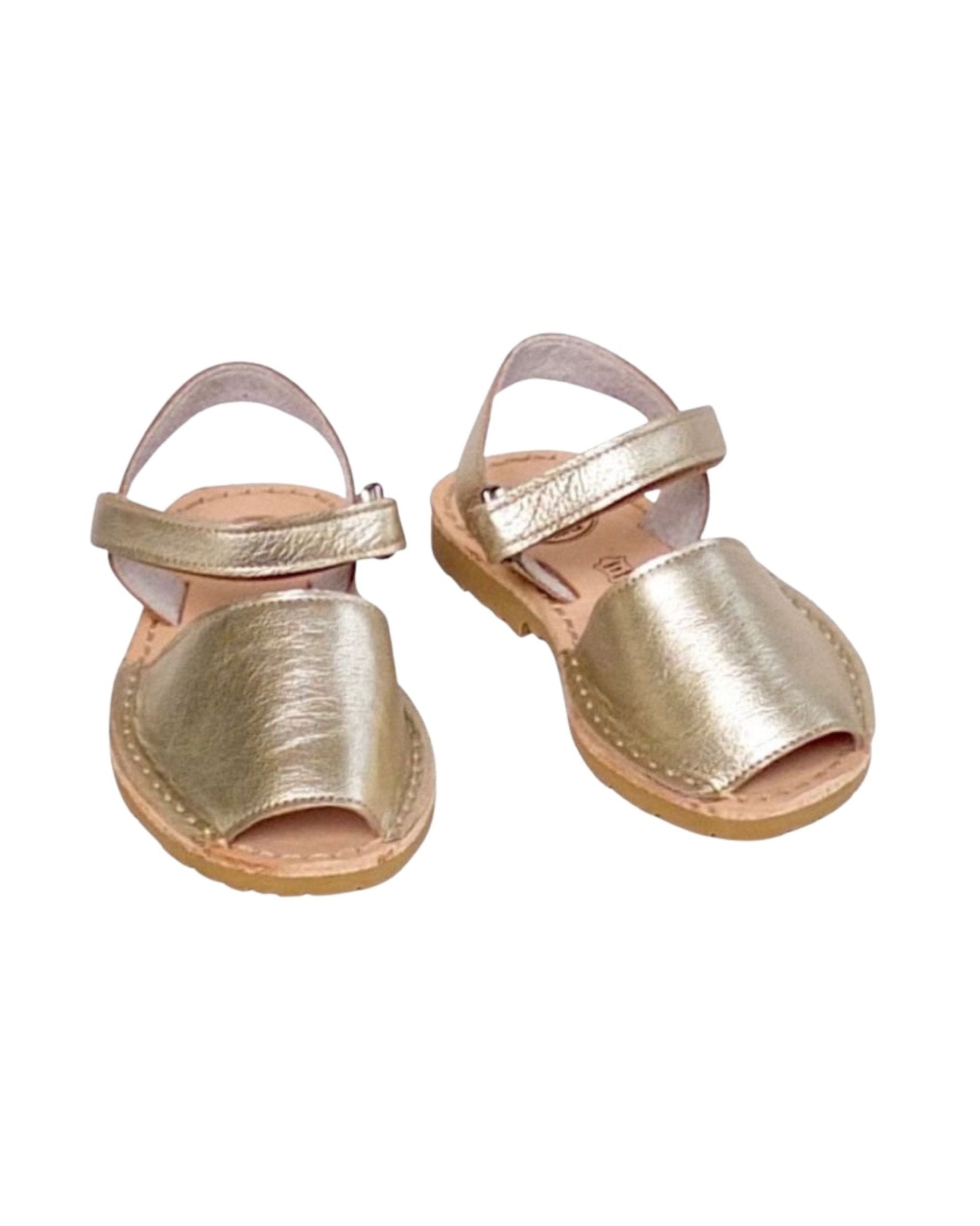 Toddler shoes champagne gold leather flexible soles Spain
