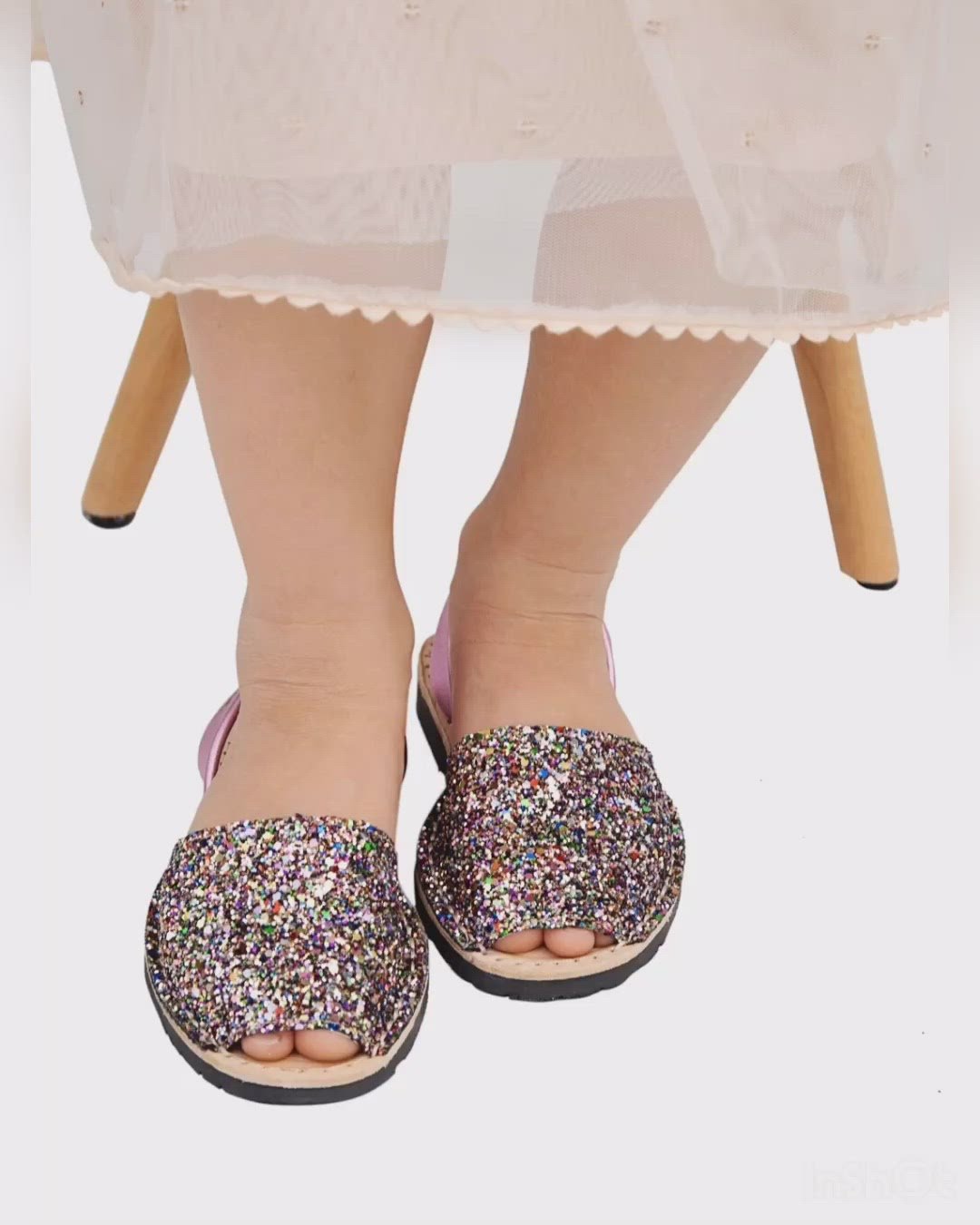 Girls Classic Avarca in Rainbow Pink Glitter