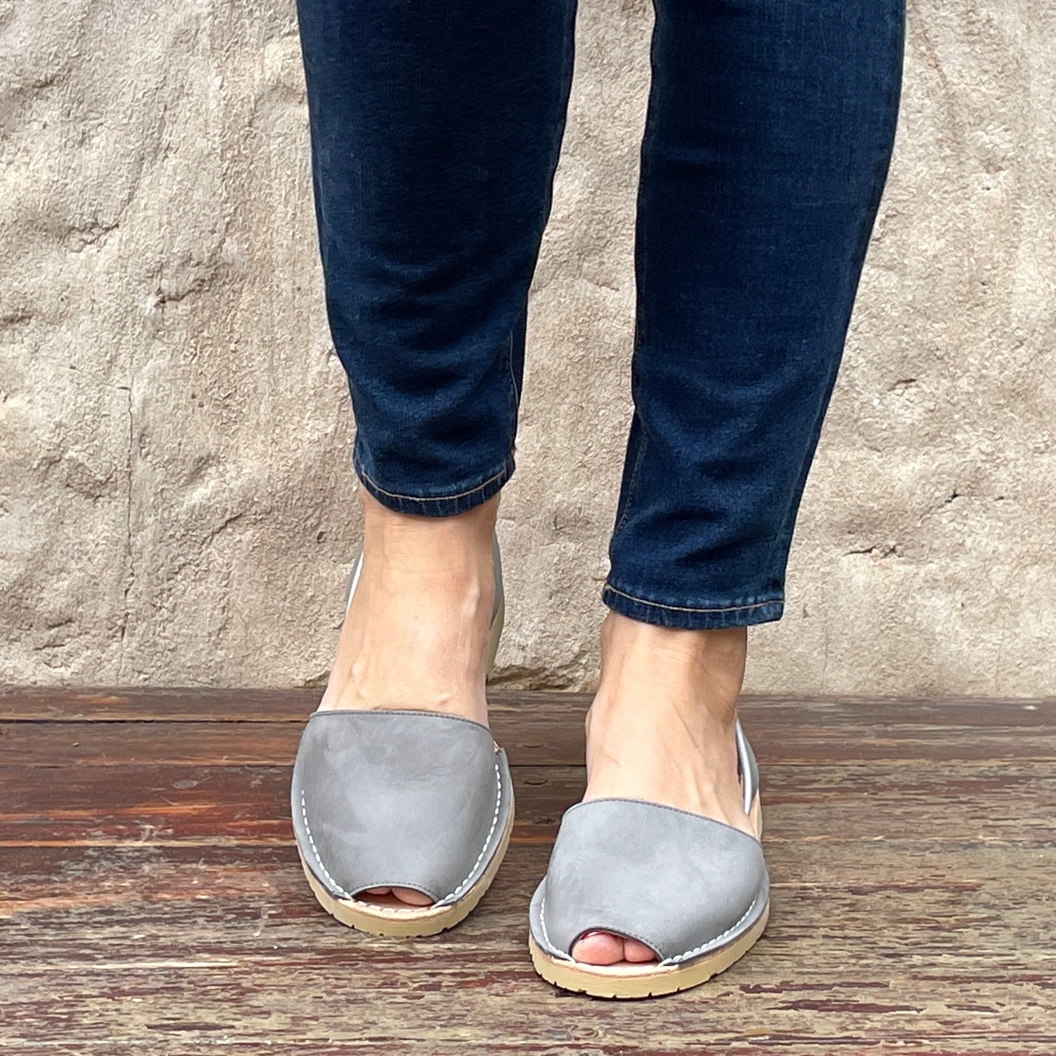 Classic Avarca in Ash Grey - Shoeq