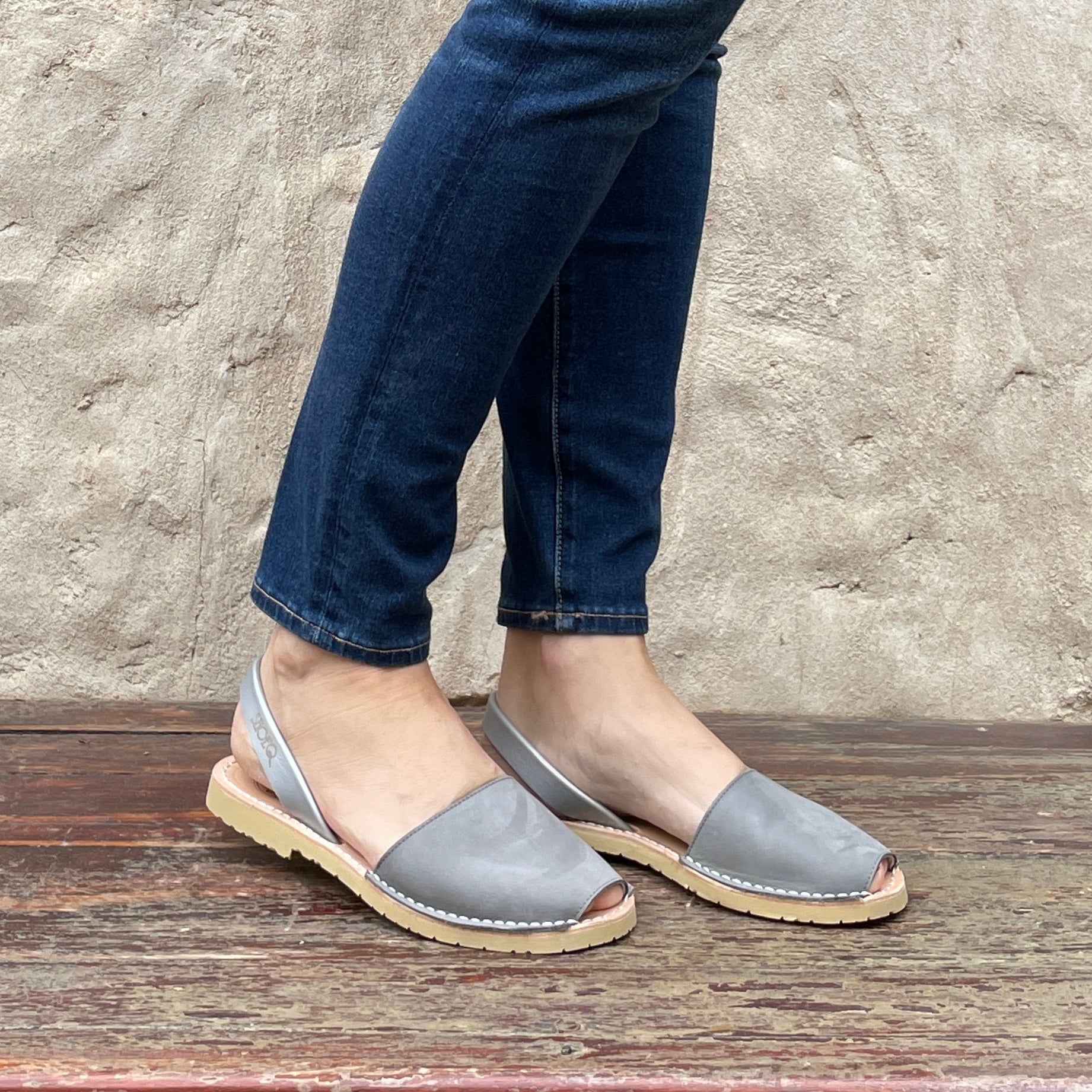 Classic Avarca in Ash Grey - Shoeq