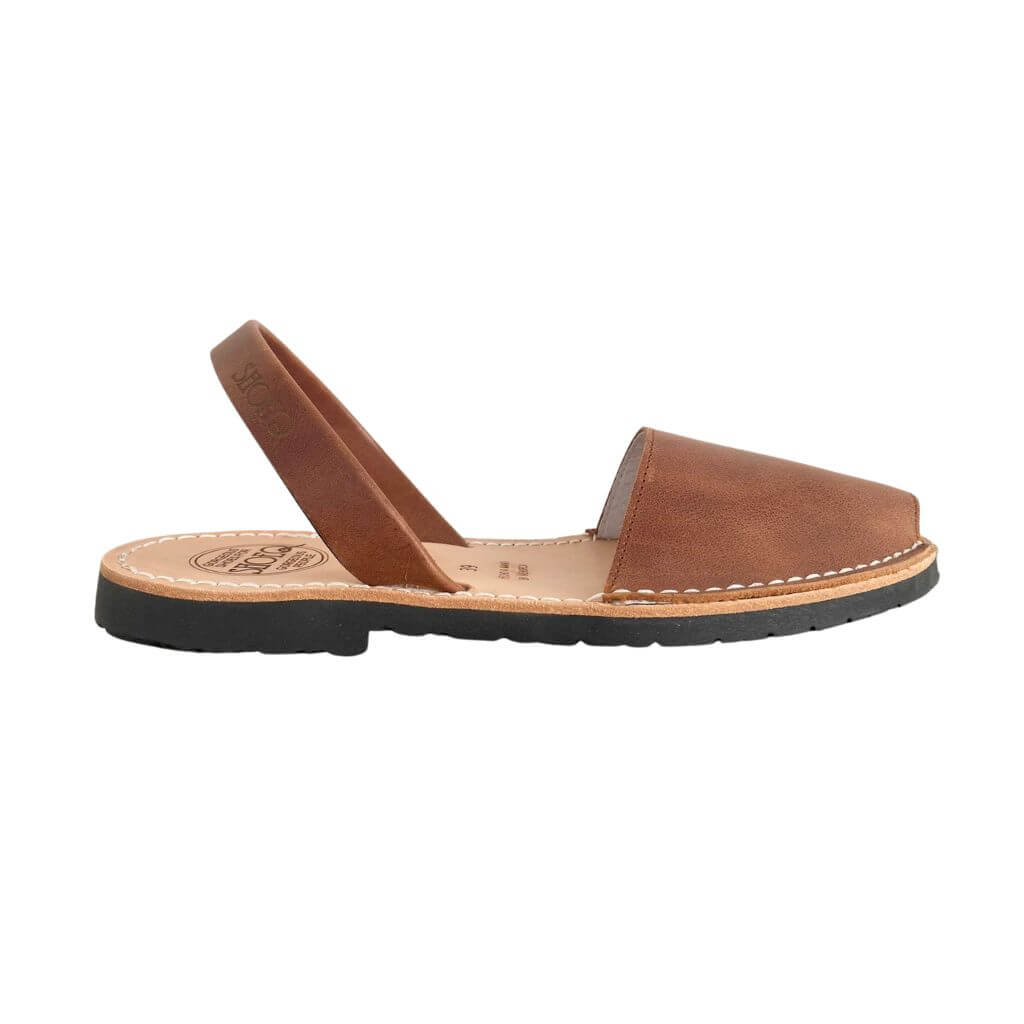 Classic Avarca in Chocolate - Shoeq