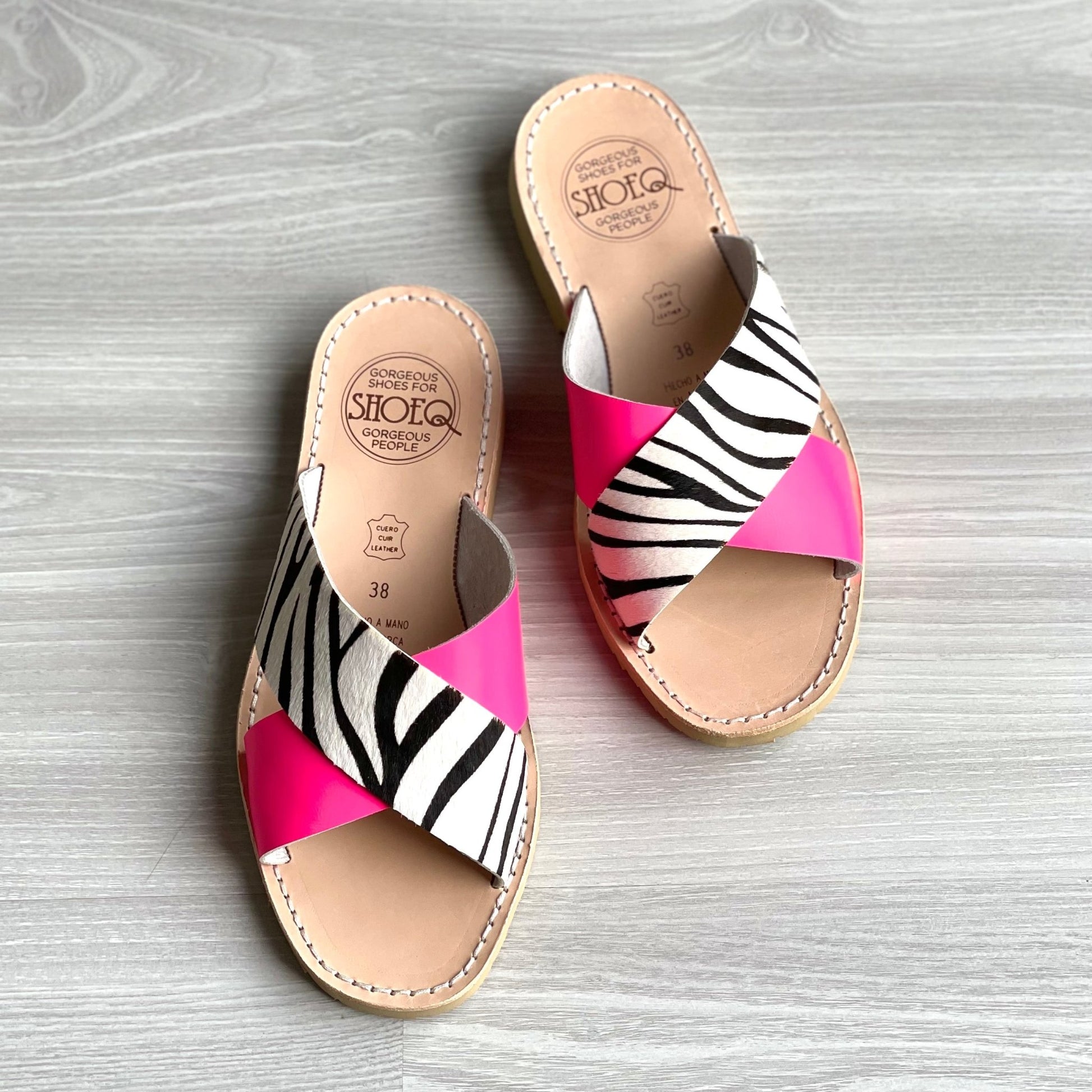 Crossover Slide in Zebra Neon - Shoeq