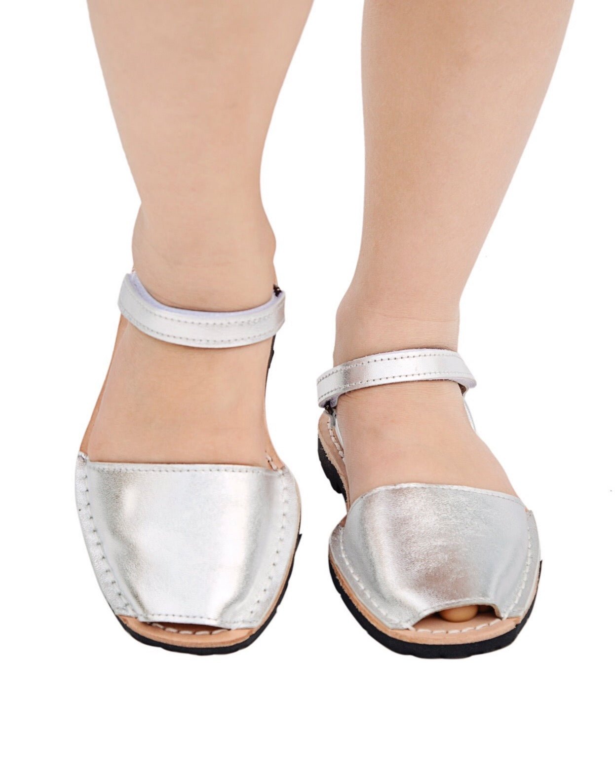 Girls Ankle Strap Avarca in Metallic Silver - Shoeq