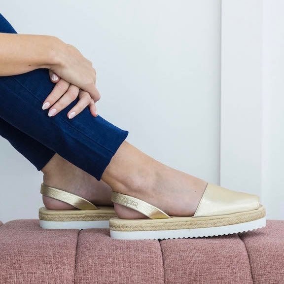 Lola Lowform in Champagne - Shoeq