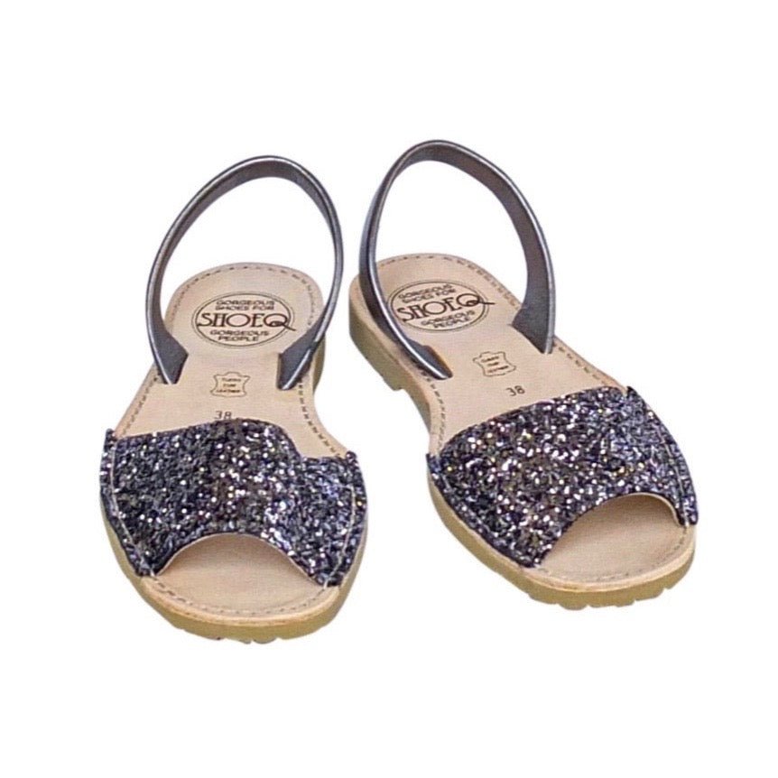 Peekaboo Avarca in Gunmetal Glitter - Shoeq