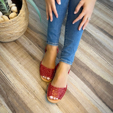 Peekaboo Avarca in Red Glitter - Shoeq