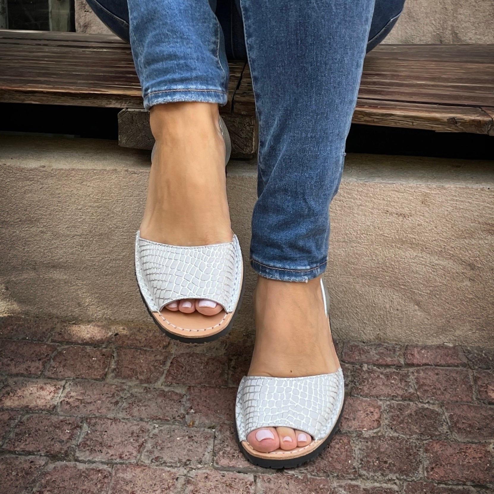 Peekaboo Avarca in White Snakeskin Print - Shoeq