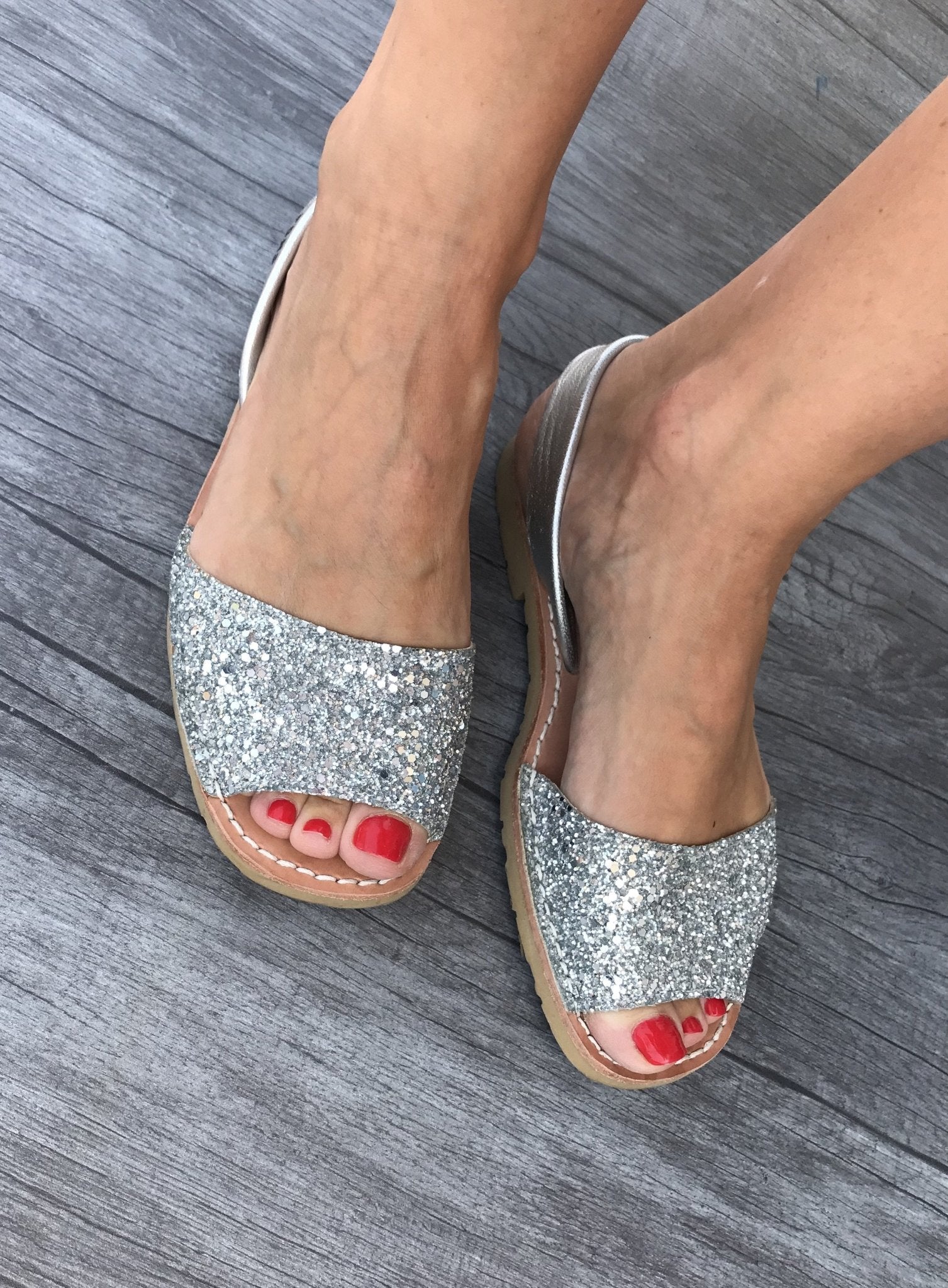 PONS BRAND Silver Glitter Peekaboo Avarca - Shoeq