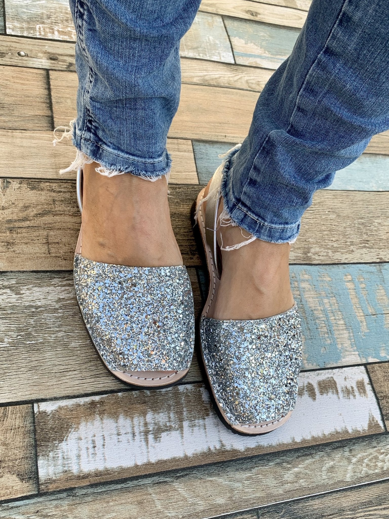 Pons Classic Avarca in Silver Glitter - Shoeq
