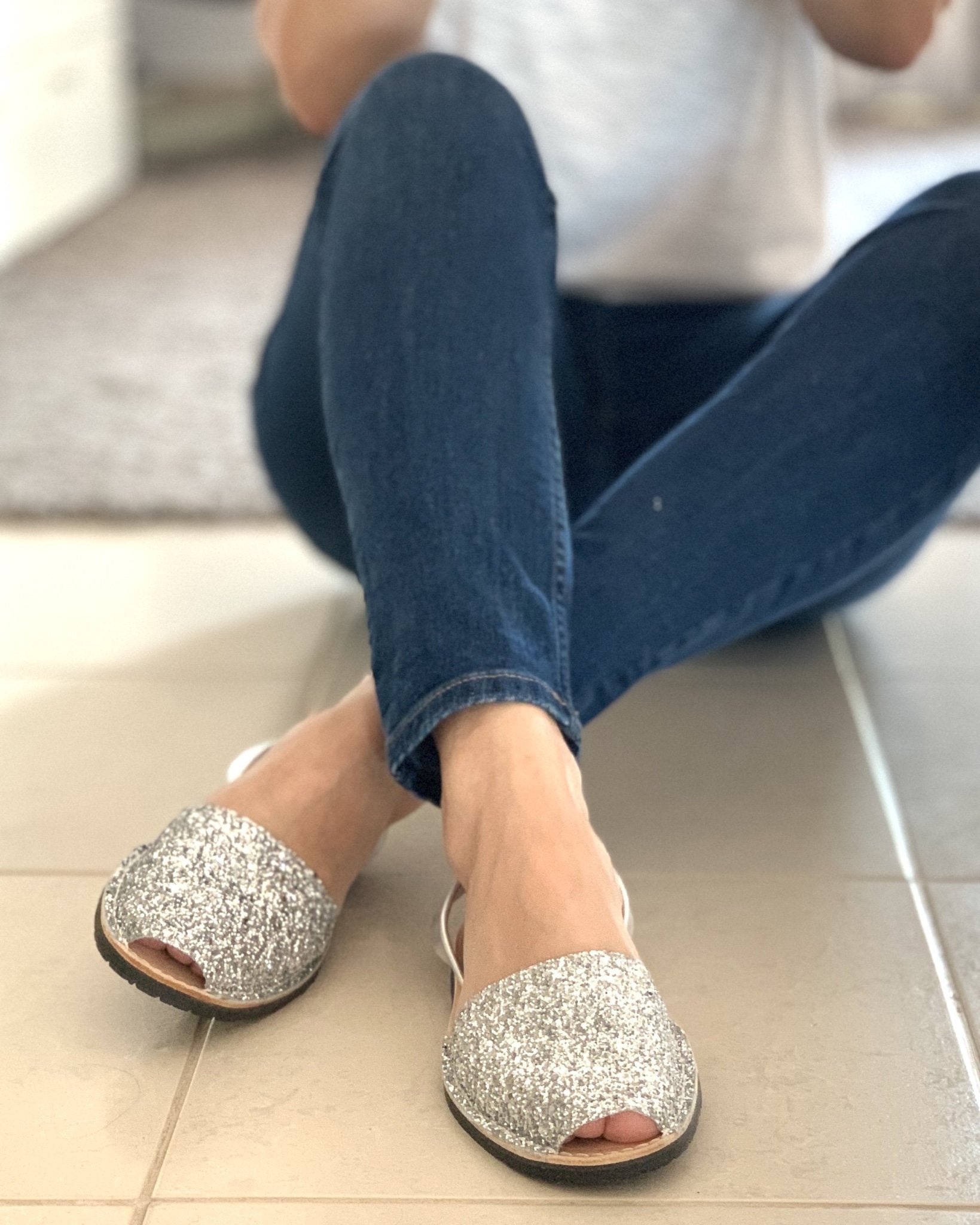 Pons Classic Avarca in Silver Glitter - Shoeq